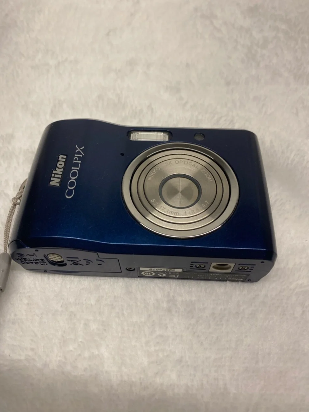 Nikon COOLPIX L18 8.0MP Digital Camera - Blue Parts